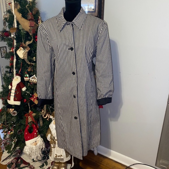 Madison Studio Houndstooth Print Trench Coat